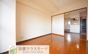 Room6