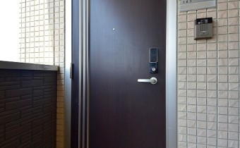 玄関ドア