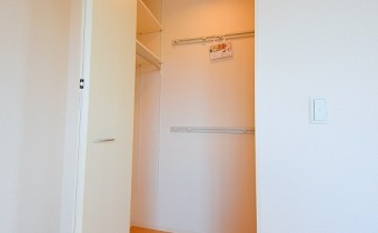 ワンステップクローゼット