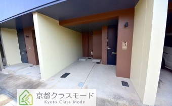 敷地内ガレージ