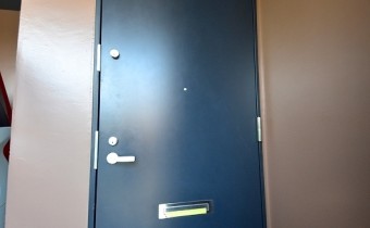 玄関ドア