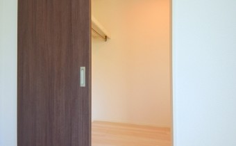 ウォークインクローゼット※同メーカー施工の写真です