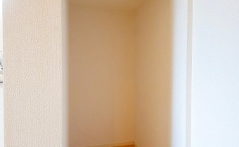 収納スペース※同ハイツ別タイプの写真です