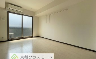 Room8