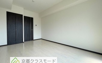 Room8