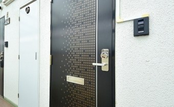 玄関ドア