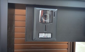 モニター付きインターホン