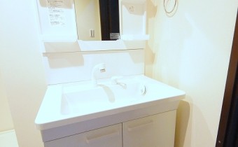 独立洗面台　※室内写真反転