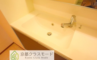 独立洗面台