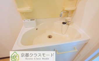 独立洗面台