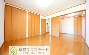 Room 8
