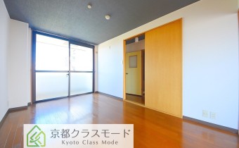 Room 7