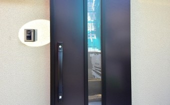 玄関ドア