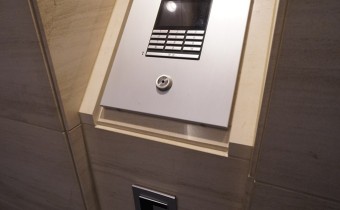 オートロック