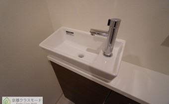 トイレ内手洗器