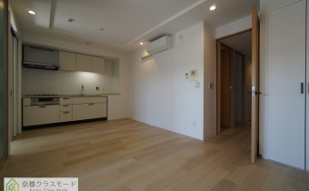 LDK10.8