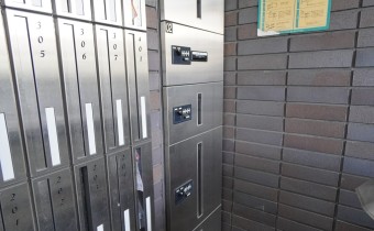 宅配ボックス