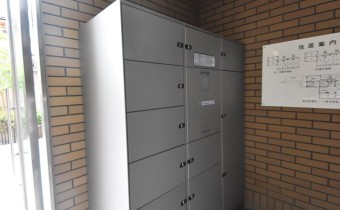 宅配ボックス
