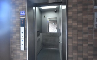 エレベータ