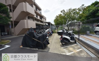バイク置き場