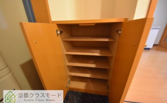 シューズボックス