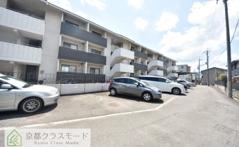 敷地内ガレージ